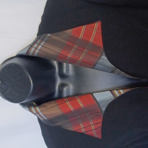 Perceptions Black/Red Plaid trim open Blazer Jacket. Size 8 - Picture 2 of 7